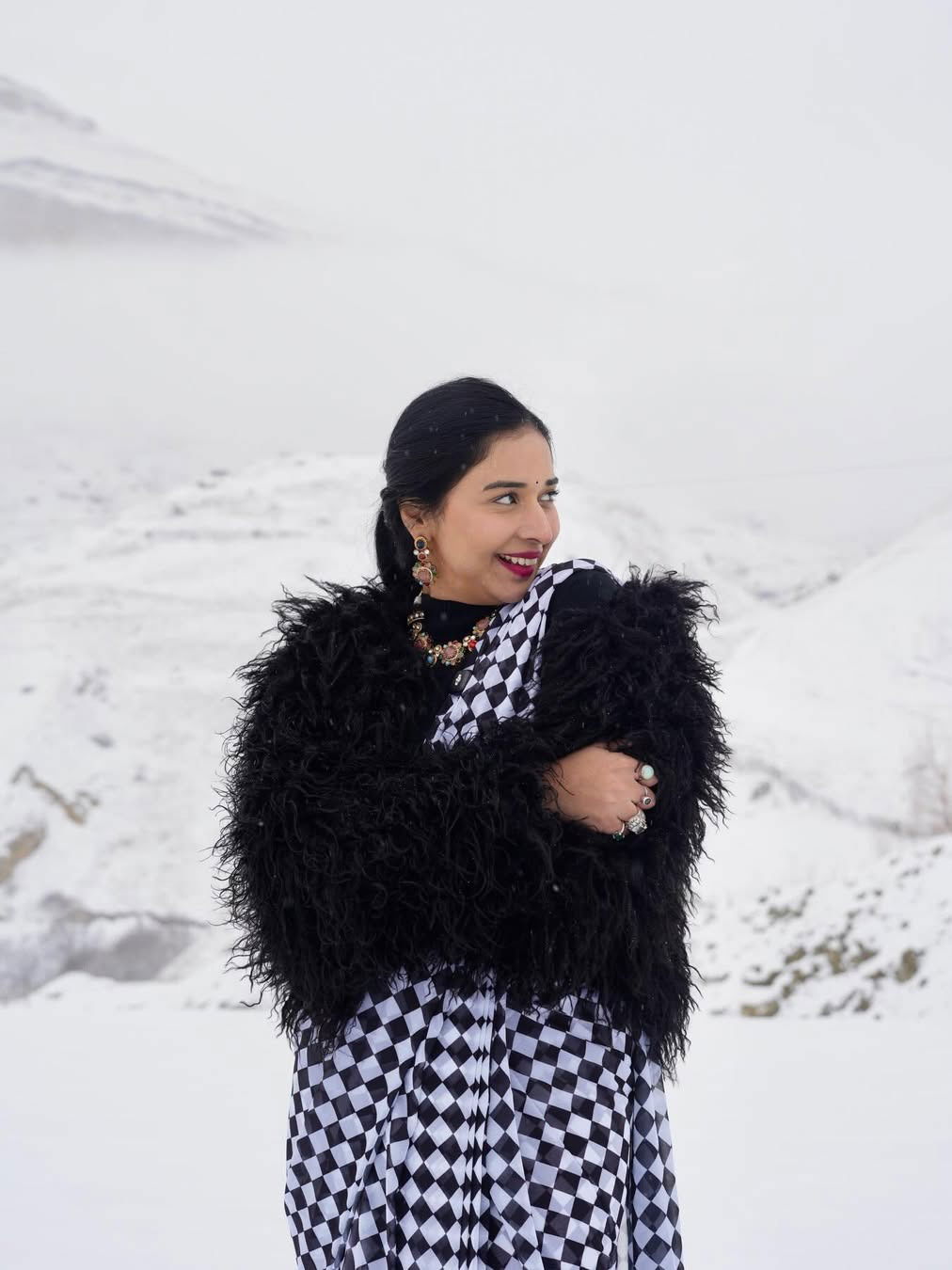 ठंडी-ठंडी ये हवाएं हमको - Marathi News | ठंडी-ठंडी ये हवाएं हमको | Latest Photos at Lokmat.com