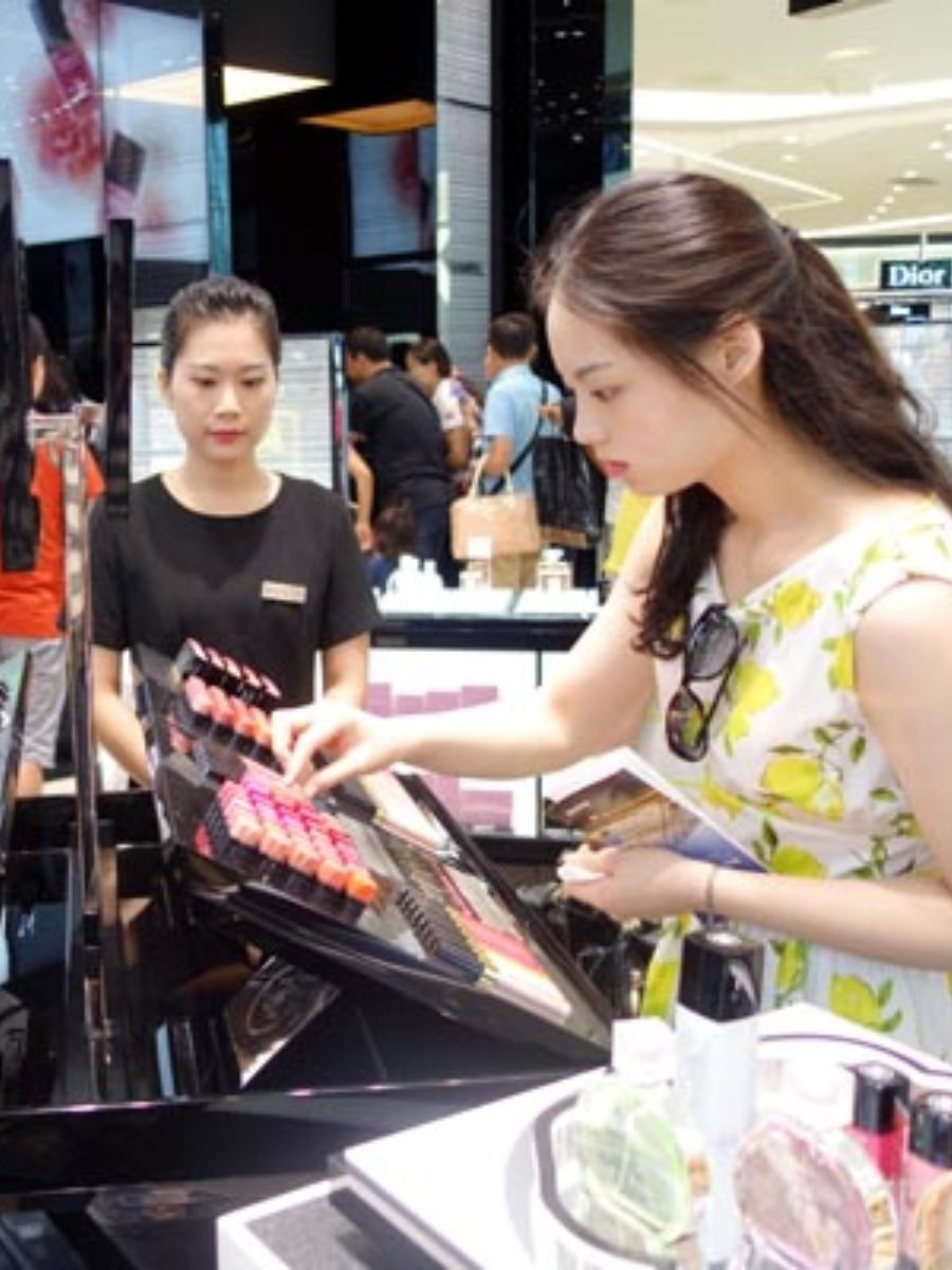 चिनी लोकानाही 'मेड इंडिया' वस्तूंची भूरळ - Marathi News | चिनी लोकानाही 'मेड इंडिया' वस्तूंची भूरळ | Latest Photos at Lokmat.com