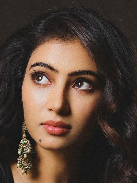 जादू तेरी नजर...! - Marathi News | जादू तेरी नजर...! | Latest Photos at Lokmat.com