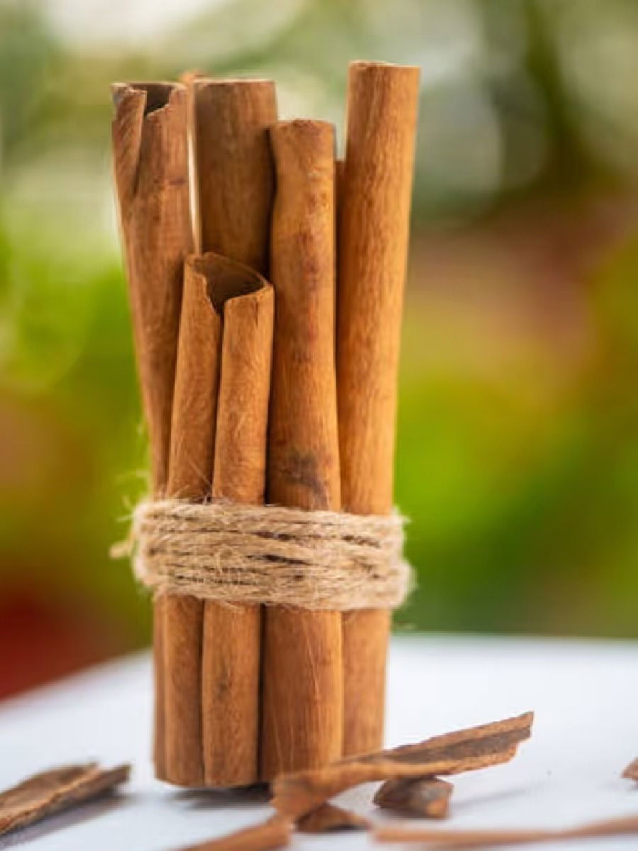 कॅन्सरला आळा घालण्यासाठी दालचिनी ठरतीये सुपरहिरो, जाणून फायदे - Marathi News | कॅन्सरला आळा घालण्यासाठी दालचिनी ठरतीये सुपरहिरो, जाणून फायदे | Latest Photos at Lokmat.com