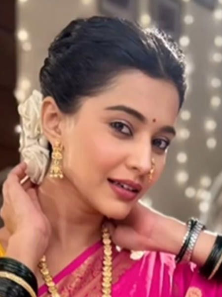 'मुरांबा'मधील रमाचं शिक्षण किती माहितीये? - Marathi News | 'मुरांबा'मधील रमाचं शिक्षण किती माहितीये? | Latest Photos at Lokmat.com