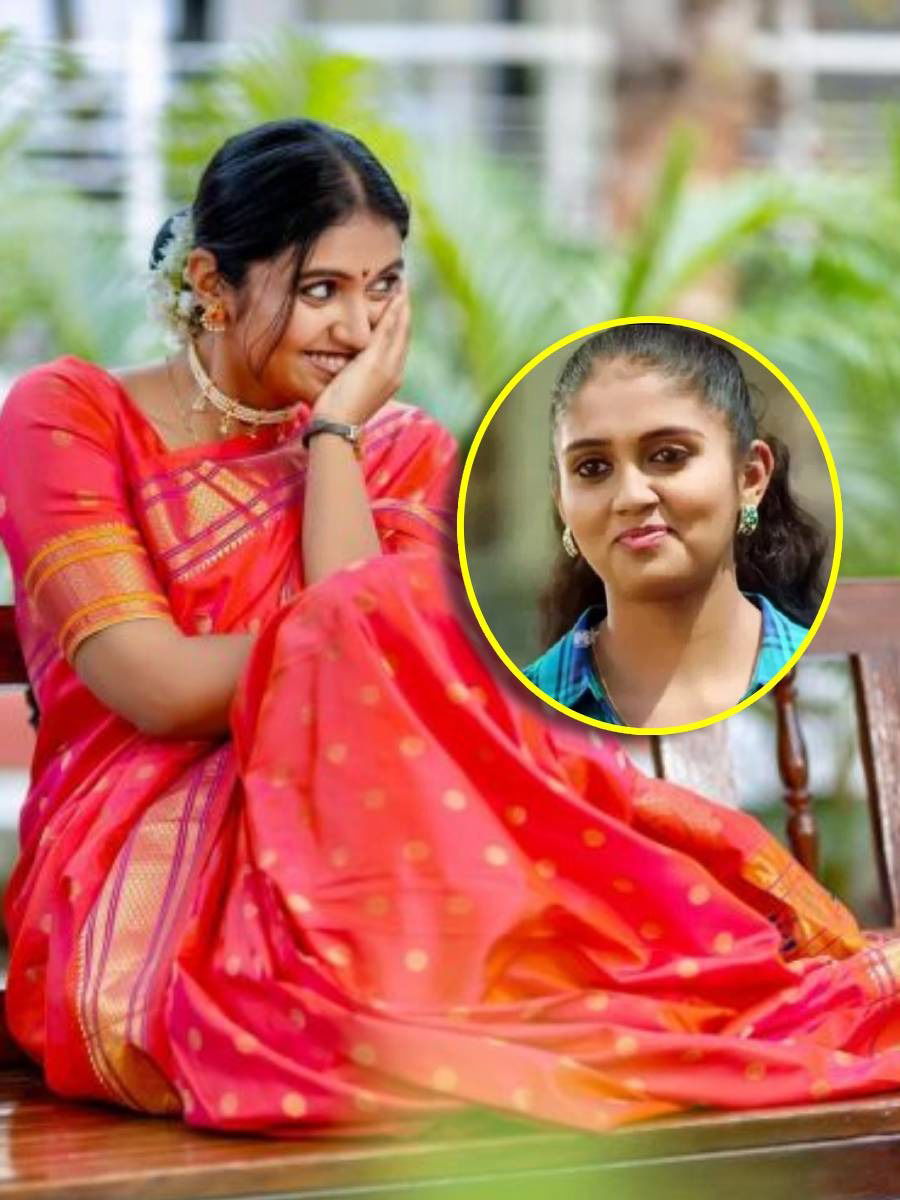 'सैराट'मध्ये किती वर्षांची होती रिंकू? - Marathi News | 'सैराट'मध्ये किती वर्षांची होती रिंकू? | Latest Photos at Lokmat.com