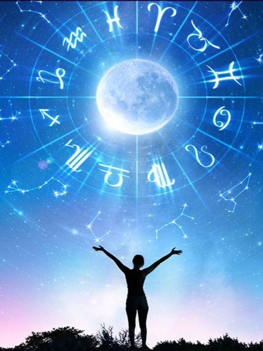 आजचे भविष्य, १७ ऑगस्ट: कामात यश, धनलाभ - Marathi News | आजचे भविष्य, १७ ऑगस्ट: कामात यश, धनलाभ | Latest Photos at Lokmat.com