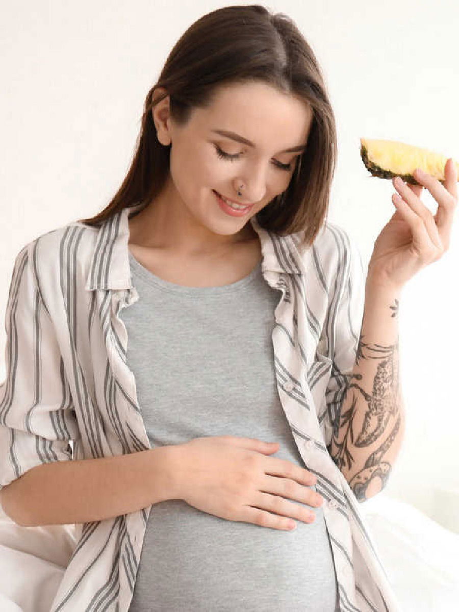 प्रेग्नंसीच्या पहिल्या महिन्यात स्त्रियांनी घ्या काळजी, चुकूनही करु नका 'या' गोष्टी - Marathi News | प्रेग्नंसीच्या पहिल्या महिन्यात स्त्रियांनी घ्या काळजी, चुकूनही करु नका 'या' गोष्टी | Latest Photos at Lokmat.com