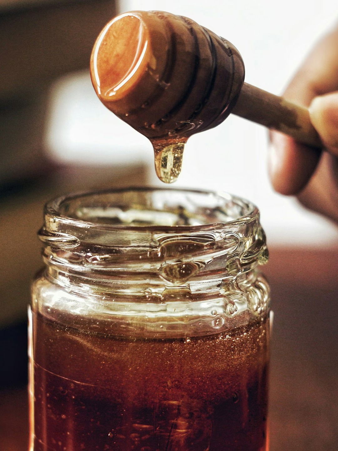 शुद्ध मधाला 'एक्सपायरी डेट' नसते? - Marathi News | शुद्ध मधाला 'एक्सपायरी डेट' नसते? | Latest Photos at Lokmat.com