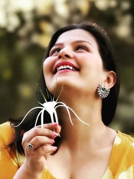 पत्रकारिता सोडून बनली अभिनेत्री, ओळखलं का? - Marathi News | पत्रकारिता सोडून बनली अभिनेत्री, ओळखलं का? | Latest Photos at Lokmat.com