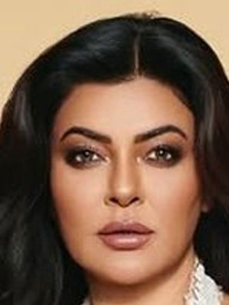 चाळिशीतही सिंगल असलेल्या ७ हॉट अभिनेत्री... - Marathi News | चाळिशीतही सिंगल असलेल्या ७ हॉट अभिनेत्री... | Latest Photos at Lokmat.com