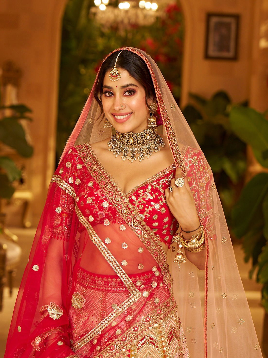 जान्हवी कपूरचं वय जाणून व्हाल थक्क - Marathi News | जान्हवी कपूरचं वय जाणून व्हाल थक्क | Latest Photos at Lokmat.com