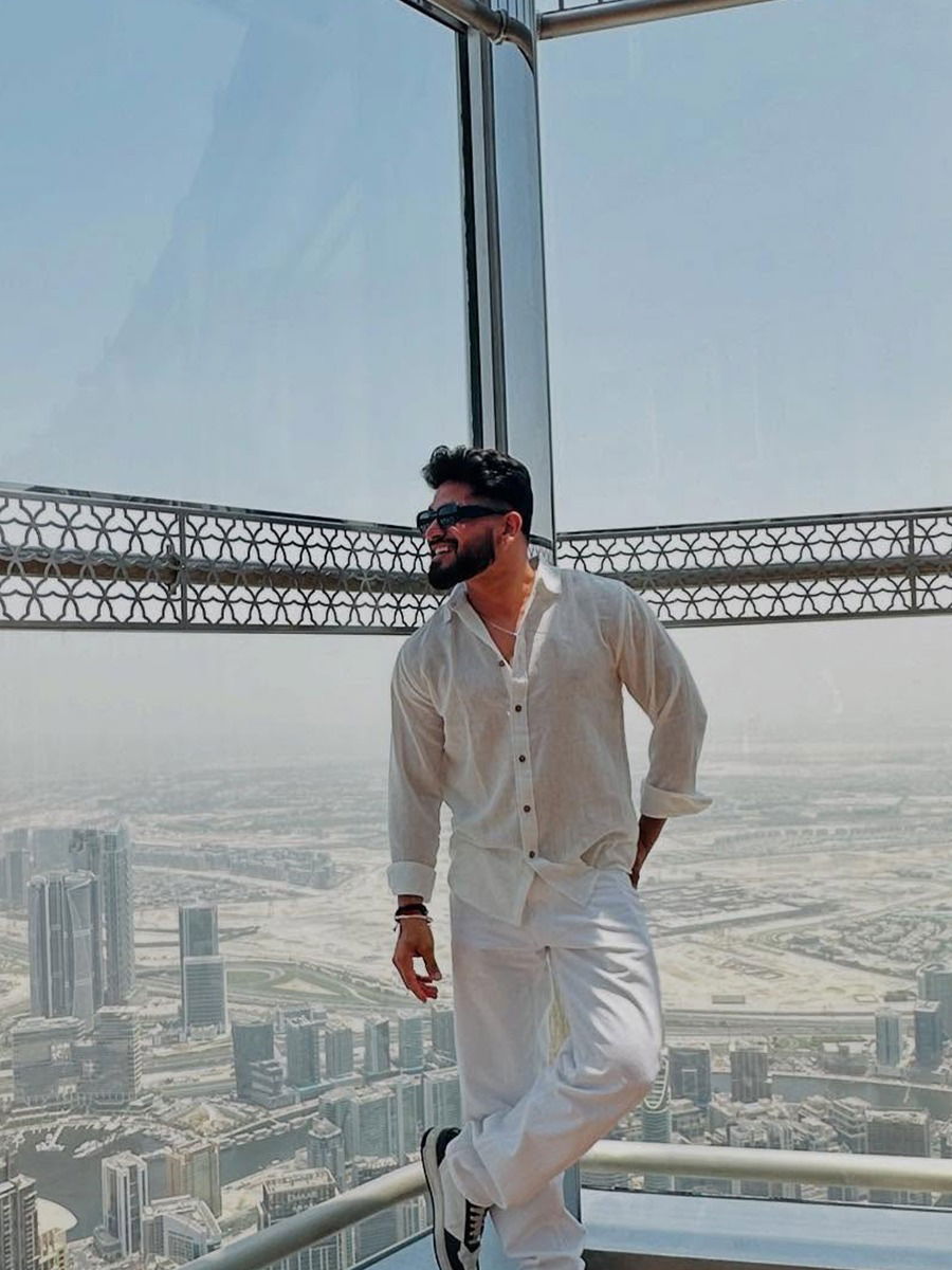 अमरावतीच्या लेकाची दुबई सफारी! - Marathi News | अमरावतीच्या लेकाची दुबई सफारी! | Latest Photos at Lokmat.com