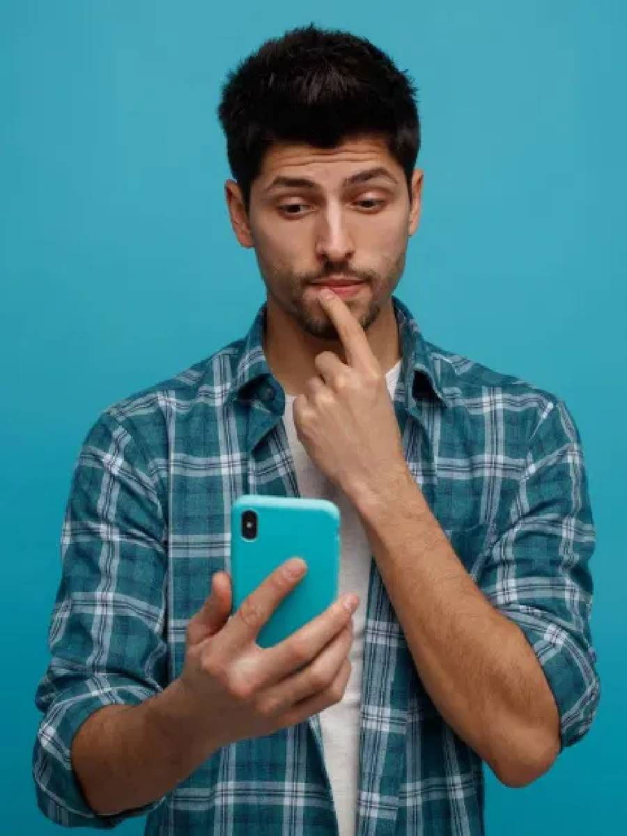 कॉल ड्रॉपमुळे त्रास होतोय? या स्टेप फॉलो करा - Marathi News | कॉल ड्रॉपमुळे त्रास होतोय? या स्टेप फॉलो करा | Latest Photos at Lokmat.com