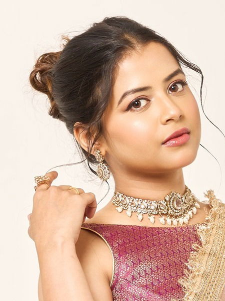 छबीदार छबी मी तोऱ्यात उभी...! छबीदार छबी मी तोऱ्यात उभी...!