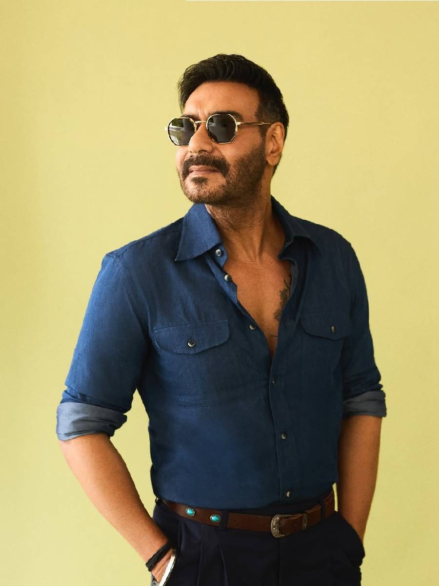 बॉलिवूडच्या 'सिंघम'चं खरं नाव माहितीये का? - Marathi News | बॉलिवूडच्या 'सिंघम'चं खरं नाव माहितीये का? | Latest Photos at Lokmat.com