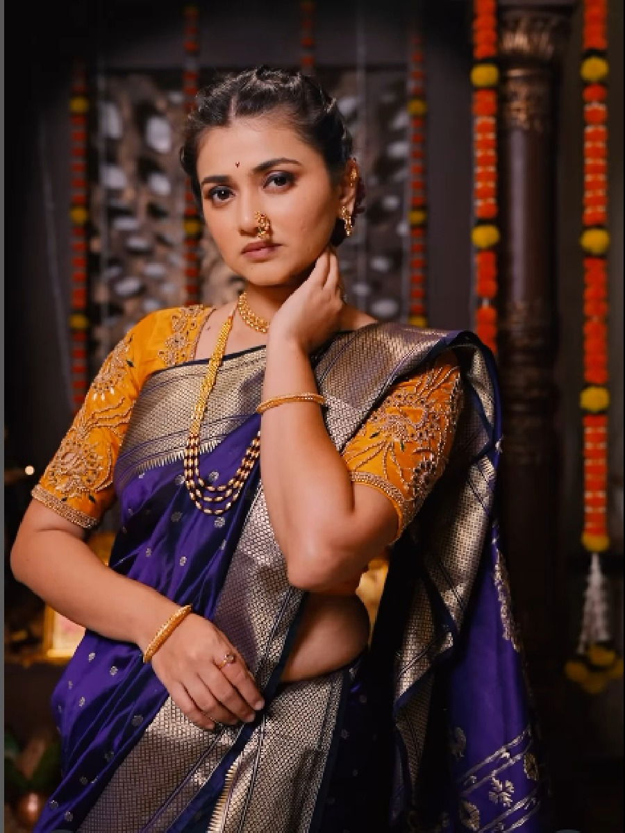 अप्सरा आली..इंद्रपुरीतून खाली! - Marathi News | अप्सरा आली..इंद्रपुरीतून खाली! | Latest Photos at Lokmat.com