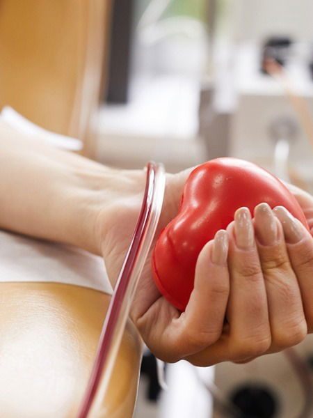 'या' लोकांनी चुकूनही करु नका रक्तदान - Marathi News | 'या' लोकांनी चुकूनही करु नका रक्तदान | Latest Photos at Lokmat.com