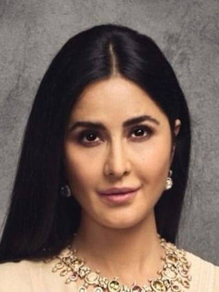 चाळिशीनंतर आई झालेल्या बॉलिवूडच्या सुपरमाॅम्स... - Marathi News | चाळिशीनंतर आई झालेल्या बॉलिवूडच्या सुपरमाॅम्स... | Latest Photos at Lokmat.com