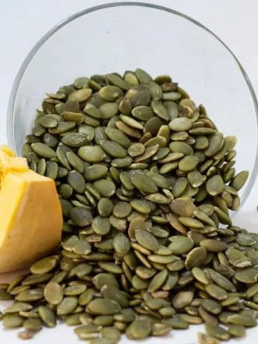 भोपळ्याच्या बिया खाल्ल्या तर दिसाल तरुण,राहाल तंदुरुस्त - Marathi News | भोपळ्याच्या बिया खाल्ल्या तर दिसाल तरुण,राहाल तंदुरुस्त | Latest Photos at Lokmat.com