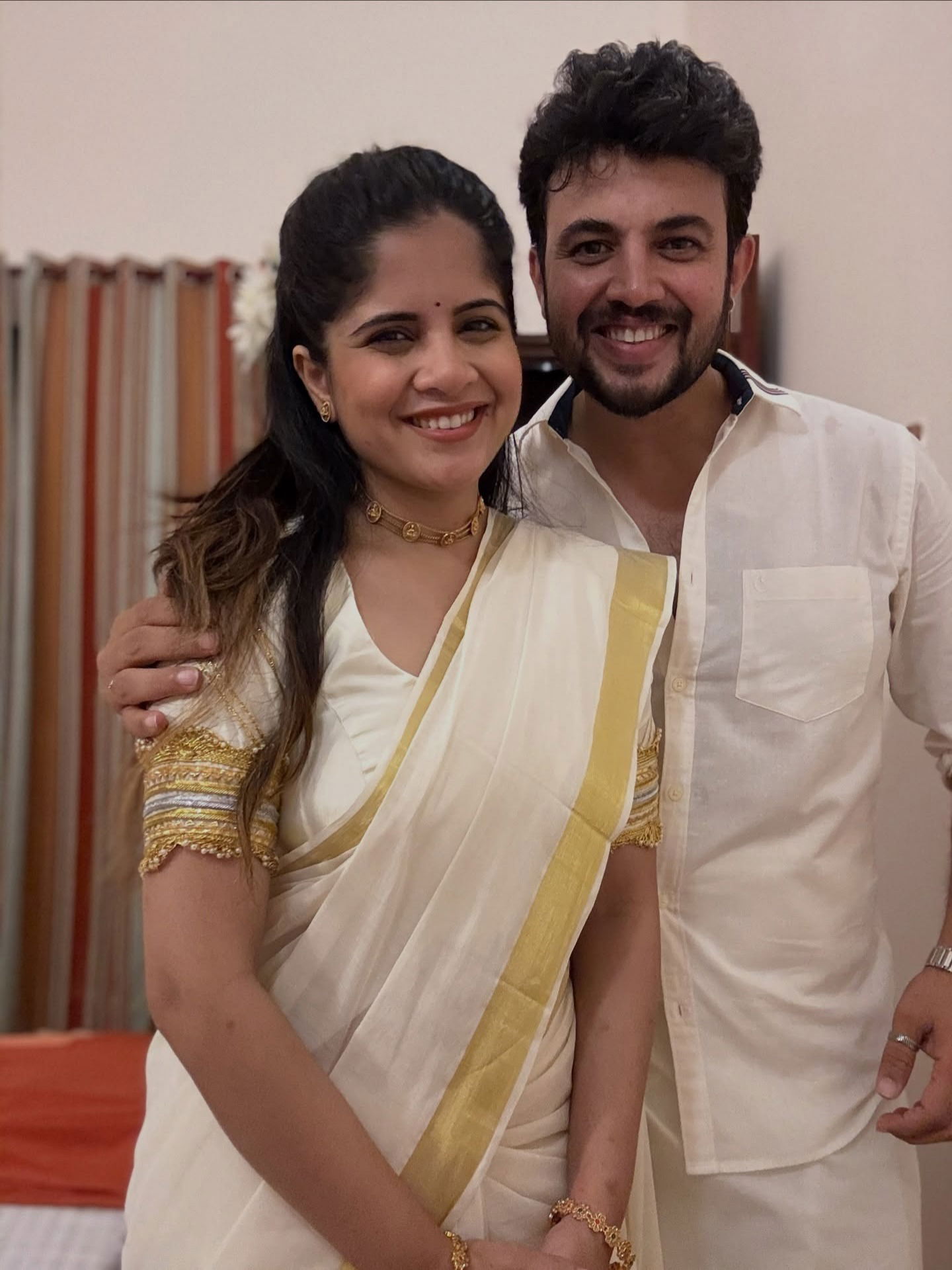 अमृता-प्रसादची रोमँटिक डेट अमृता-प्रसादची रोमँटिक डेट