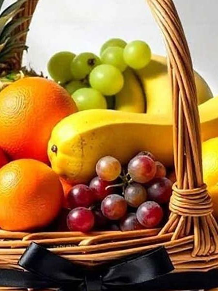 बदलत्या वातावरणात खा ६ पौष्टिक फळे - Marathi News | बदलत्या वातावरणात खा ६ पौष्टिक फळे | Latest Photos at Lokmat.com