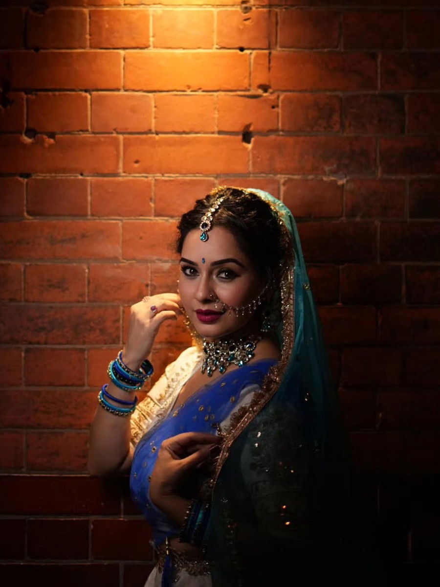 राधा ही बावरी... - Marathi News | राधा ही बावरी... | Latest Photos at Lokmat.com