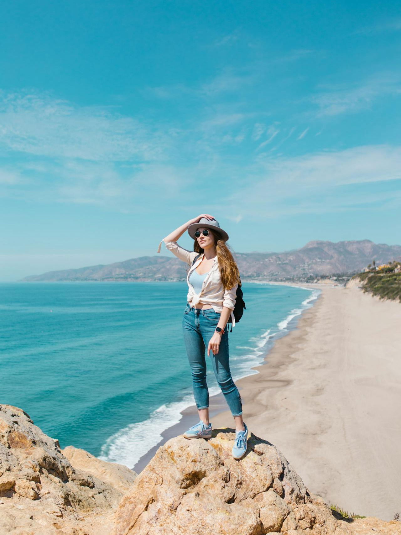 सोलो ट्रिपसाठी बेस्ट आहेत 'ही' ठिकाणे! - Marathi News | सोलो ट्रिपसाठी बेस्ट आहेत 'ही' ठिकाणे! | Latest Photos at Lokmat.com