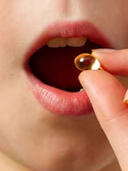 सप्लिमेंट्स घेण्याआधी लक्षात ठेवा या ६ गोष्टी - Marathi News | सप्लिमेंट्स घेण्याआधी लक्षात ठेवा या ६ गोष्टी | Latest Photos at Lokmat.com