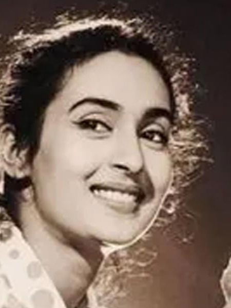 दिल की नजरसे! कमाल देखण्या अभिनेत्रीची अजरामर अदा - Marathi News | दिल की नजरसे! कमाल देखण्या अभिनेत्रीची अजरामर अदा | Latest Photos at Lokmat.com दिल की नजरसे! कमाल देखण्या अभिनेत्रीची अजरामर अदा - Marathi News | दिल की नजरसे! कमाल देखण्या अभिनेत्रीची अजरामर अदा | Latest Photos at Lokmat.com