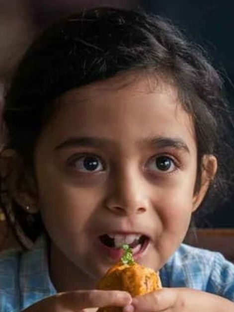 मुलांसाठी 'हे' ७ पदार्थ जणू विषच! - Marathi News | मुलांसाठी 'हे' ७ पदार्थ जणू विषच! | Latest Photos at Lokmat.com मुलांसाठी 'हे' ७ पदार्थ जणू विषच! - Marathi News | मुलांसाठी 'हे' ७ पदार्थ जणू विषच! | Latest Photos at Lokmat.com