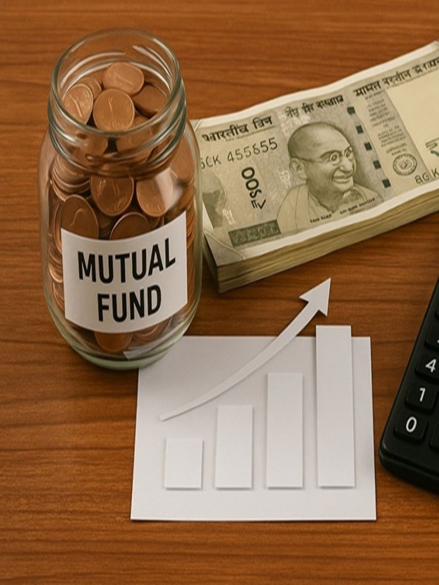 म्युच्युअल फंड्समधील गुंतवणुकीची सुरुवात नेमकी कशी करावी? - Marathi News | म्युच्युअल फंड्समधील गुंतवणुकीची सुरुवात नेमकी कशी करावी? | Latest Photos at Lokmat.com