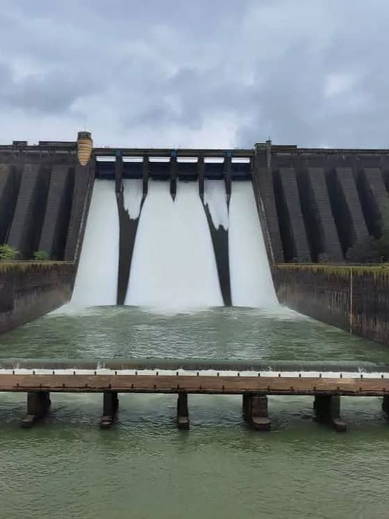 धरणातील पाणी 'क्युसेक'मध्ये कसे मोजतात? - Marathi News | धरणातील पाणी 'क्युसेक'मध्ये कसे मोजतात? | Latest Photos at Lokmat.com