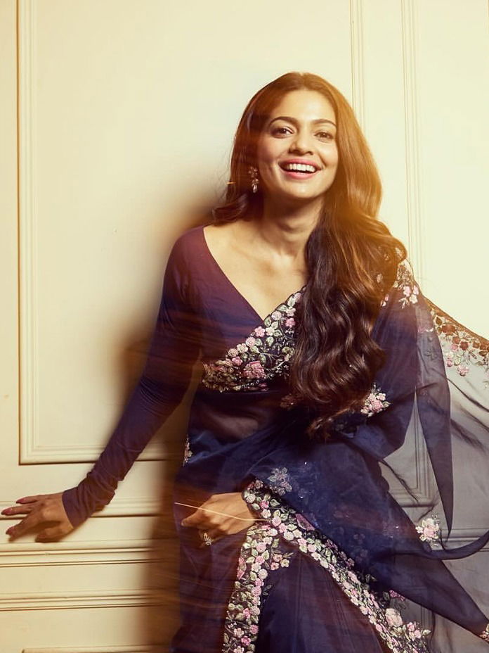 मन धागा धागा जोडते नवा...! - Marathi News | मन धागा धागा जोडते नवा...! | Latest Photos at Lokmat.com