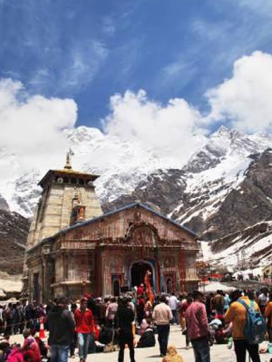 केदारनाथ मंदिर कोणी बांधले? - Marathi News | केदारनाथ मंदिर कोणी बांधले? | Latest Photos at Lokmat.com