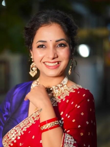 अभिनेत्री सायली संजीवचं वय माहितीये? - Marathi News | अभिनेत्री सायली संजीवचं वय माहितीये? | Latest Photos at Lokmat.com