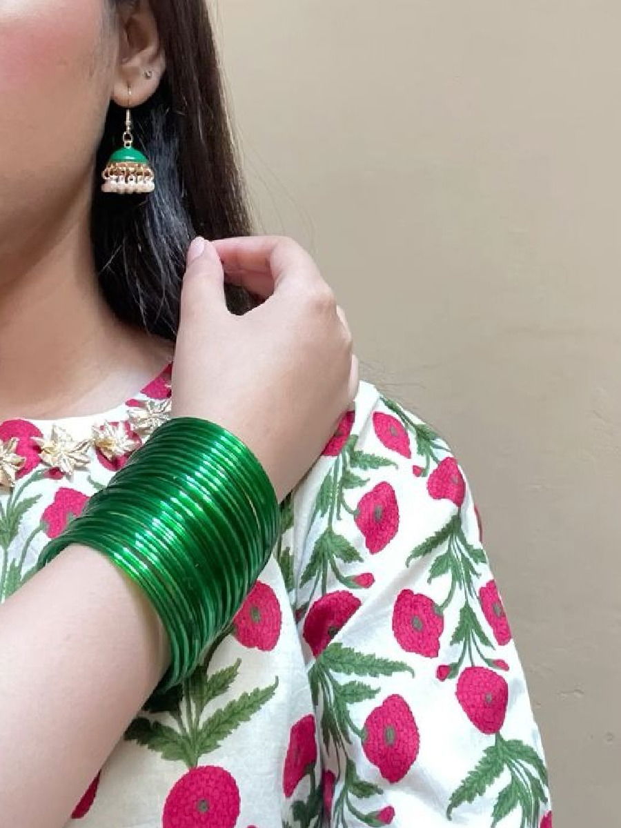 श्रावणात करा 'असा' ट्रेंडी लुक - Marathi News | श्रावणात करा 'असा' ट्रेंडी लुक | Latest Photos at Lokmat.com श्रावणात करा 'असा' ट्रेंडी लुक - Marathi News | श्रावणात करा 'असा' ट्रेंडी लुक | Latest Photos at Lokmat.com