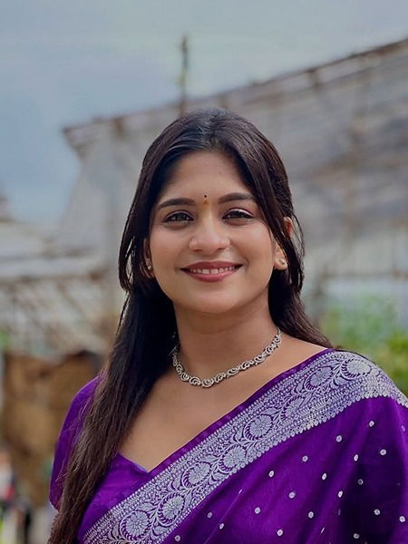 केळकरांच्या समृद्धीची बातच निराळी! - Marathi News | केळकरांच्या समृद्धीची बातच निराळी! | Latest Photos at Lokmat.com