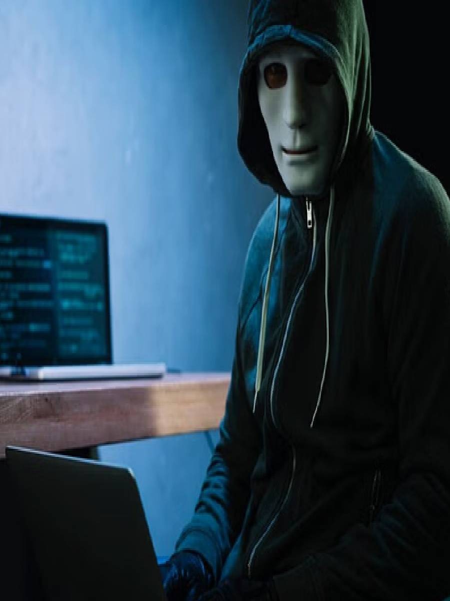 १५ ऑगस्टच्या शुभेच्छा द्यायला मेसेज आला? लिंकवर क्लिक करु नका - Marathi News | १५ ऑगस्टच्या शुभेच्छा द्यायला मेसेज आला? लिंकवर क्लिक करु नका | Latest Photos at Lokmat.com