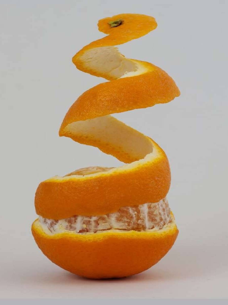 संत्र्याच्या साली वापरून बनवा हे ७ फेसपॅक - Marathi News | संत्र्याच्या साली वापरून बनवा हे ७ फेसपॅक | Latest Photos at Lokmat.com