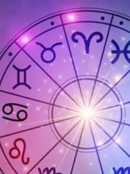 ग्रह- ताऱ्यांवर विश्वास ठेवणारे बॉलीवूड सेलिब्रिटी - Marathi News | ग्रह- ताऱ्यांवर विश्वास ठेवणारे बॉलीवूड सेलिब्रिटी | Latest Photos at Lokmat.com ग्रह- ताऱ्यांवर विश्वास ठेवणारे बॉलीवूड सेलिब्रिटी - Marathi News | ग्रह- ताऱ्यांवर विश्वास ठेवणारे बॉलीवूड सेलिब्रिटी | Latest Photos at Lokmat.com